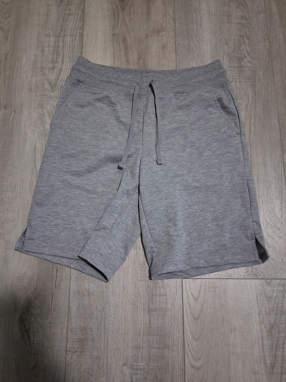 Athletic Works Women's Light Gray Heather Athletic Shorts